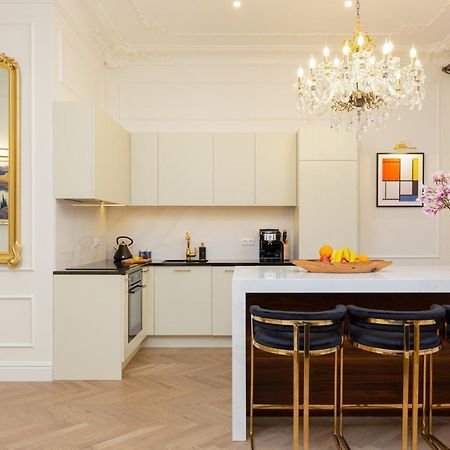 Royal Apartment Kopernika By Renters Prestige วอร์ซอ ภายนอก รูปภาพ