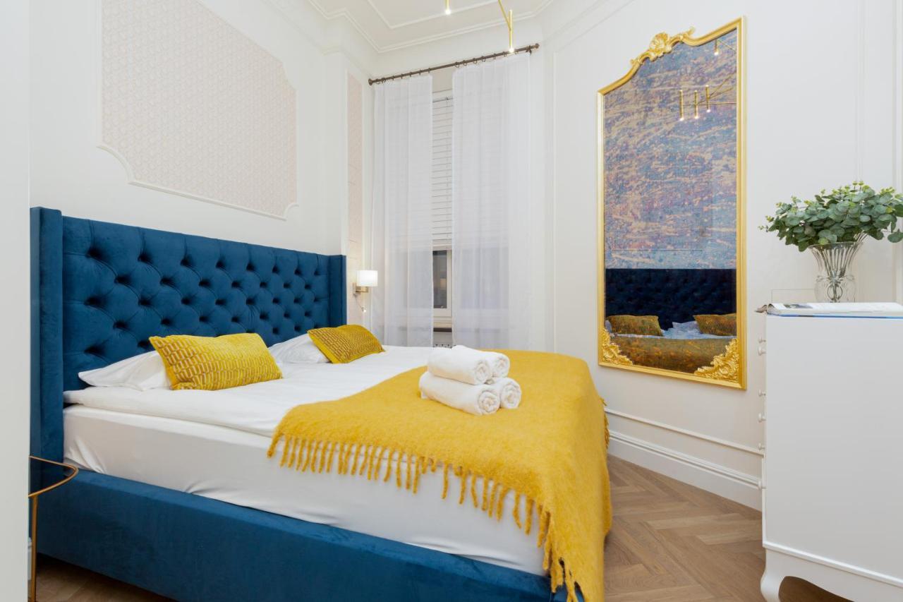 Royal Apartment Kopernika By Renters Prestige วอร์ซอ ภายนอก รูปภาพ