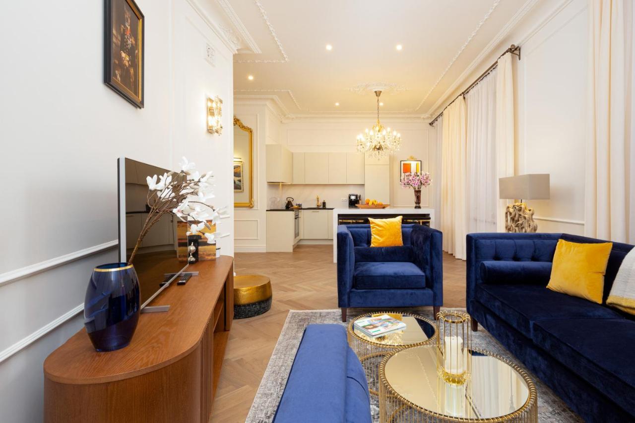 Royal Apartment Kopernika By Renters Prestige วอร์ซอ ภายนอก รูปภาพ